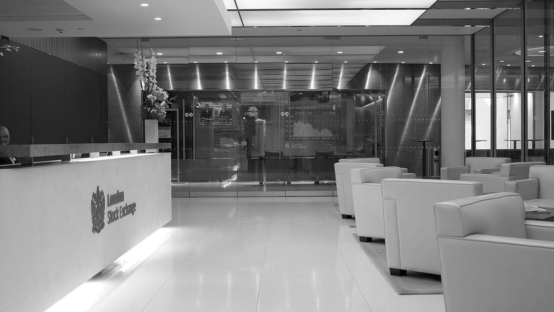 London Stock Exchange, Paternoster Square, illustrating UK equity fund inflows